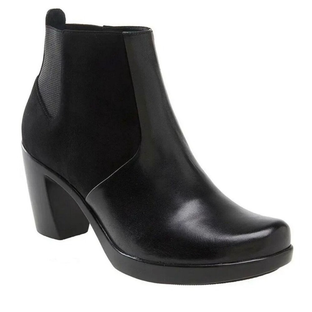 Dansko Tiffany Ankle Boots